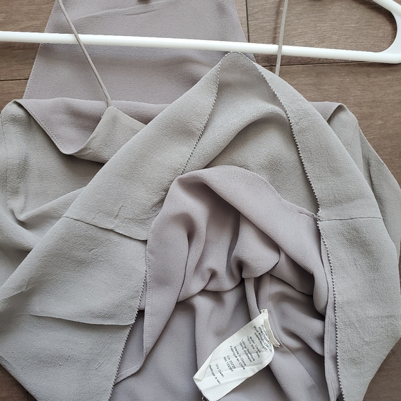 EUC Aritzia 100% Silk Rians Blouse - Picture 3 of 4